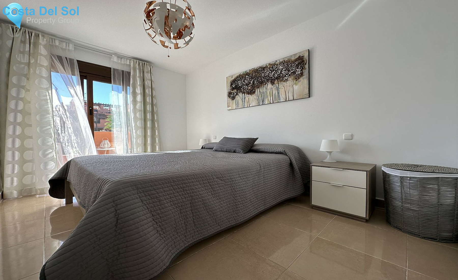 Middle Floor Apartment in Estepona-1434582