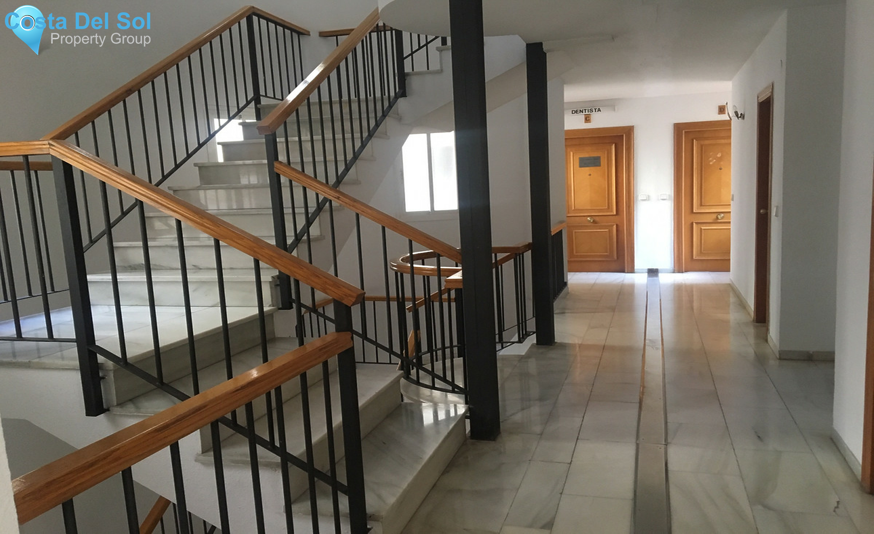 Middle Floor Apartment in Estepona-1450753