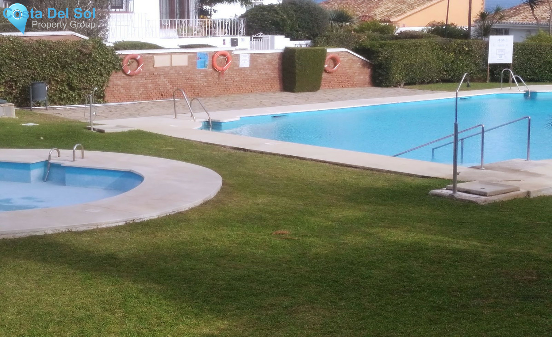 Middle Floor Apartment in Estepona-1451289