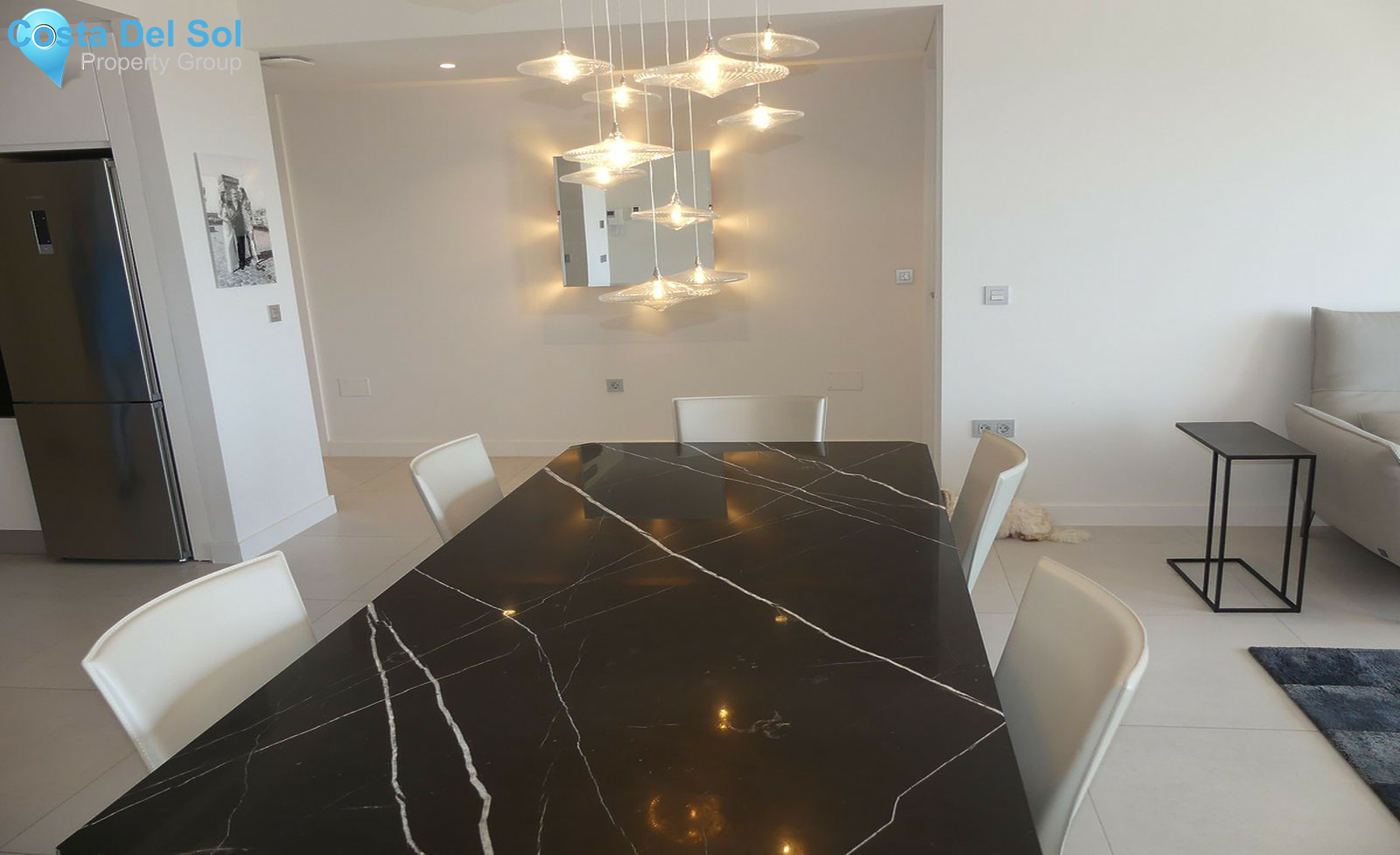 Middle Floor Apartment in Estepona-1460529