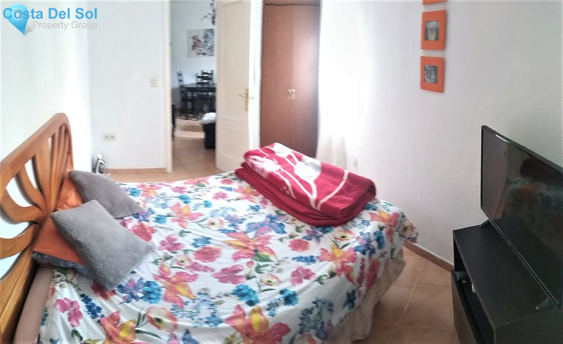 Middle Floor Apartment in Estepona-1462331