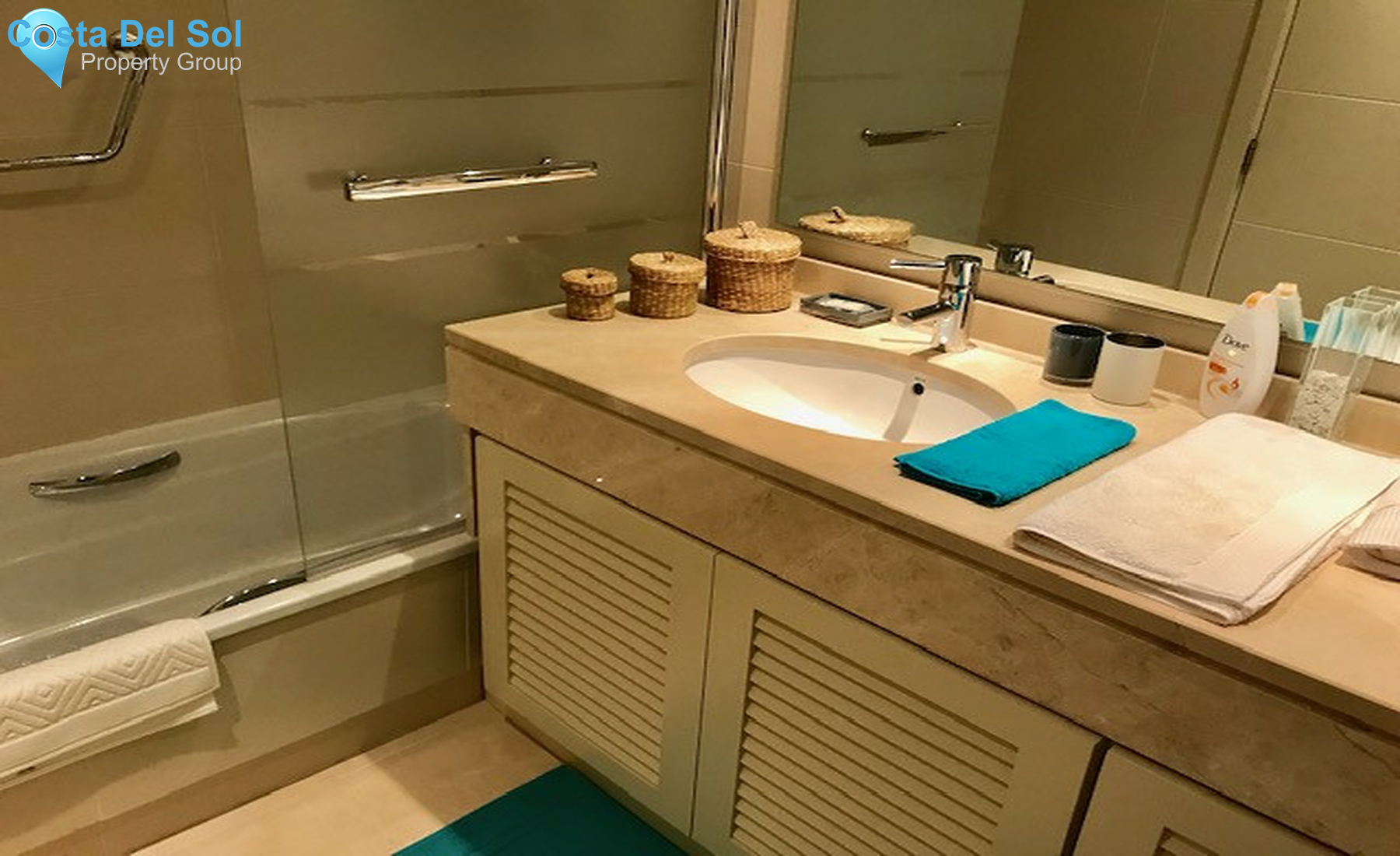 Middle Floor Apartment in Estepona