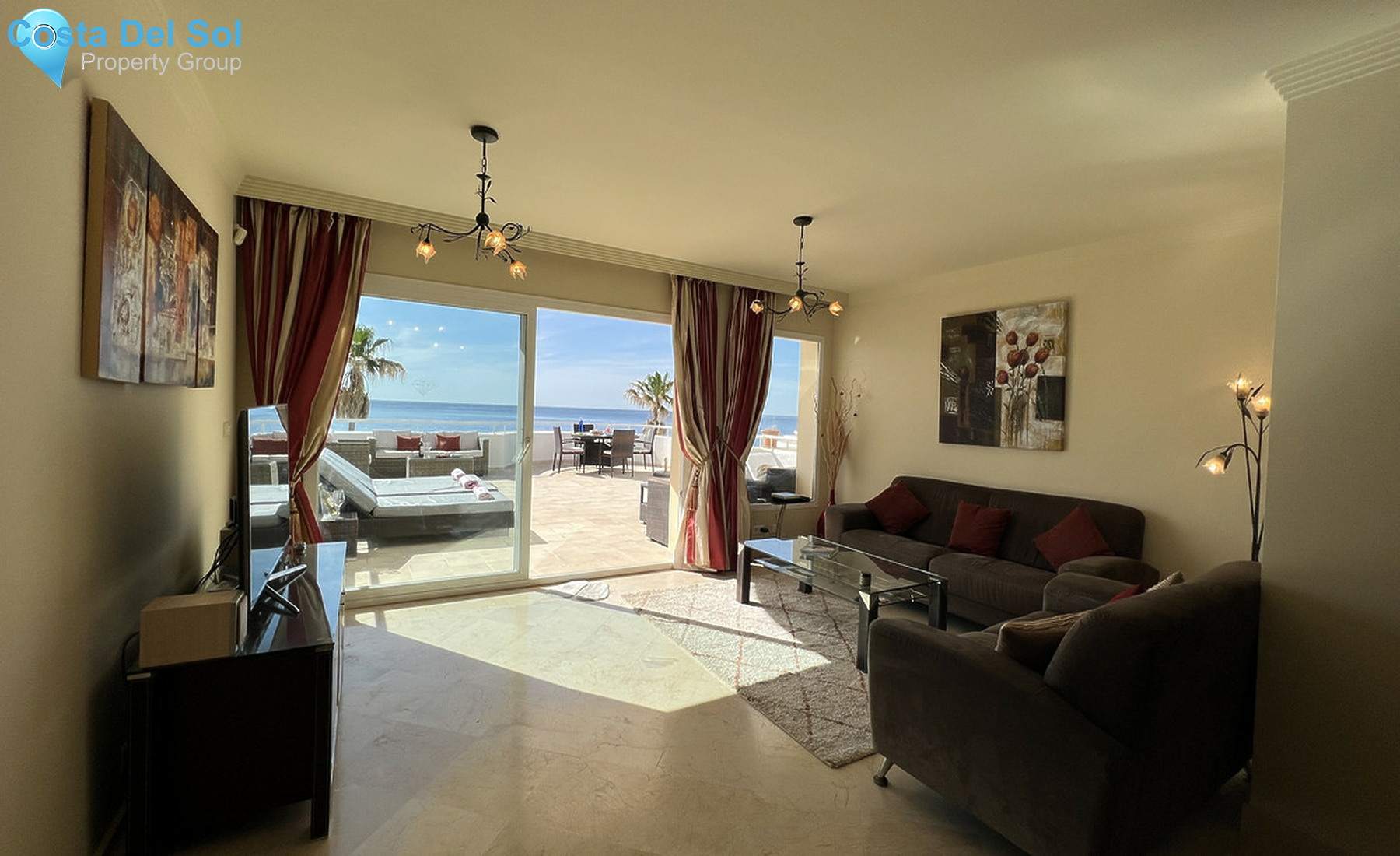 Middle Floor Apartment in Estepona-1476747