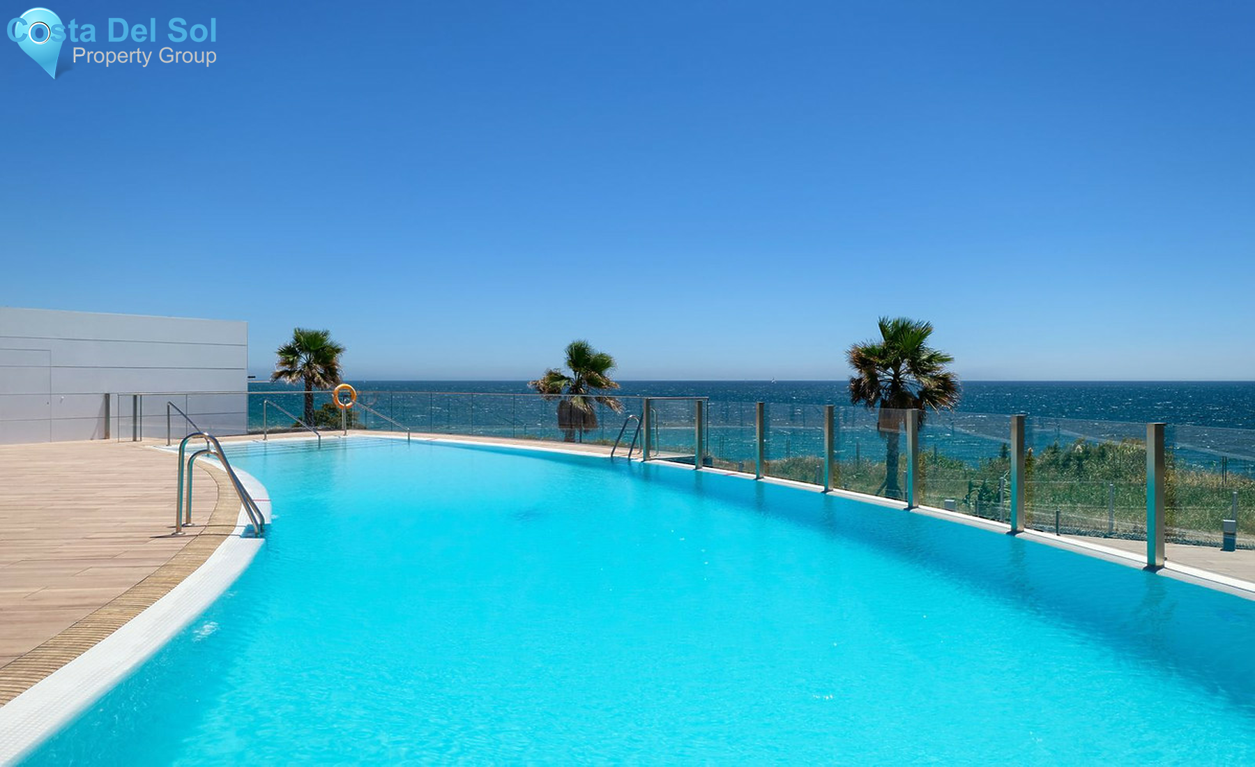 Middle Floor Apartment in Estepona-1478172