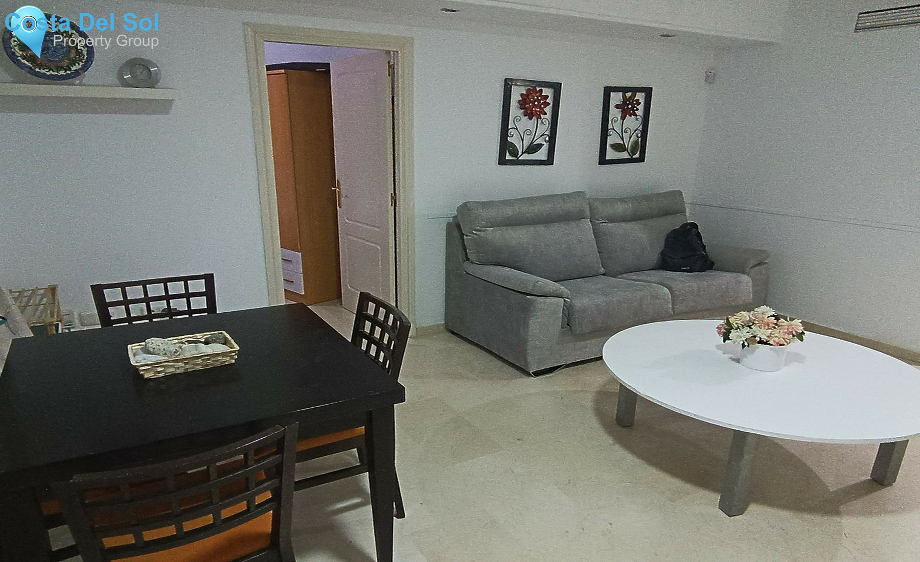 Middle Floor Apartment in Estepona-1500259