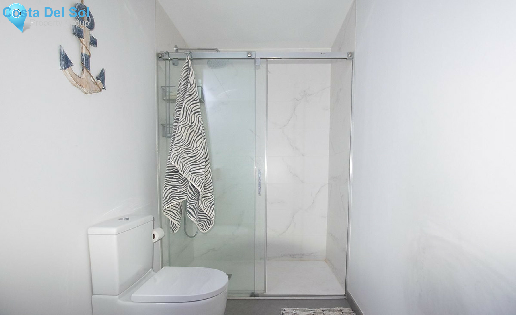 Middle Floor Apartment in Estepona-1506022