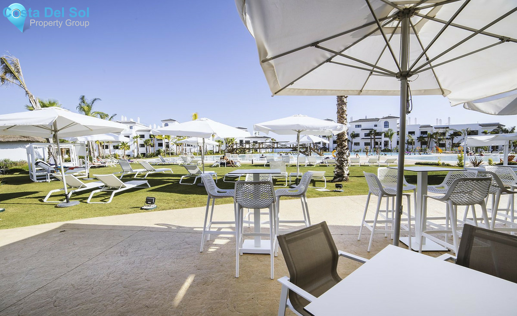 Middle Floor Apartment in Estepona-1506031