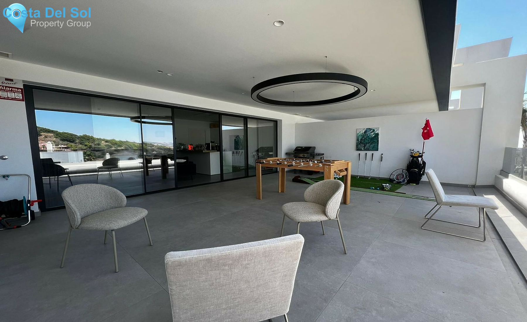 Middle Floor Apartment in Estepona-1506015