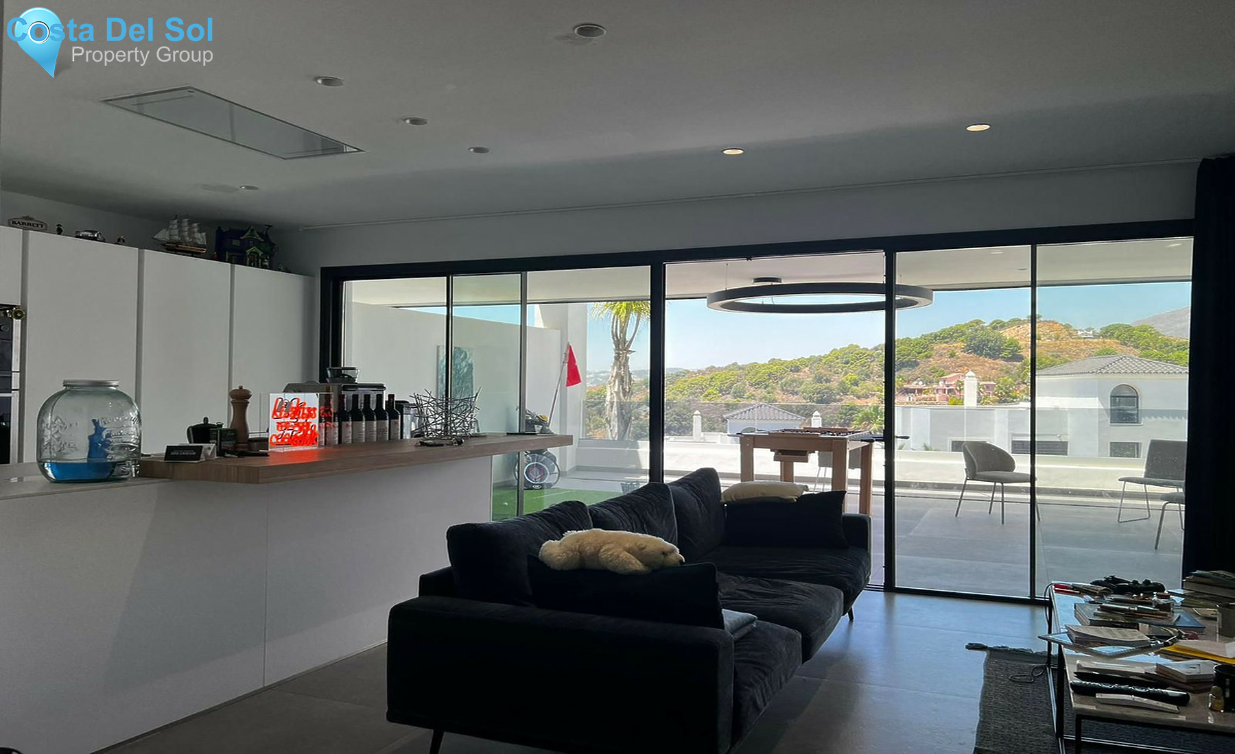 Middle Floor Apartment in Estepona-1506016