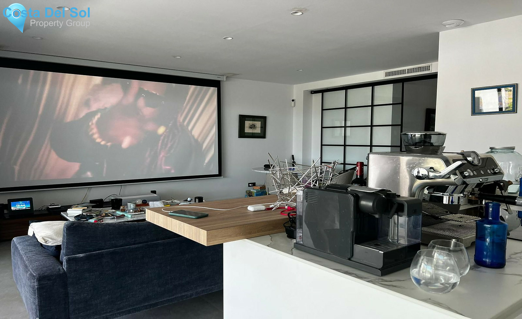 Middle Floor Apartment in Estepona-1506017