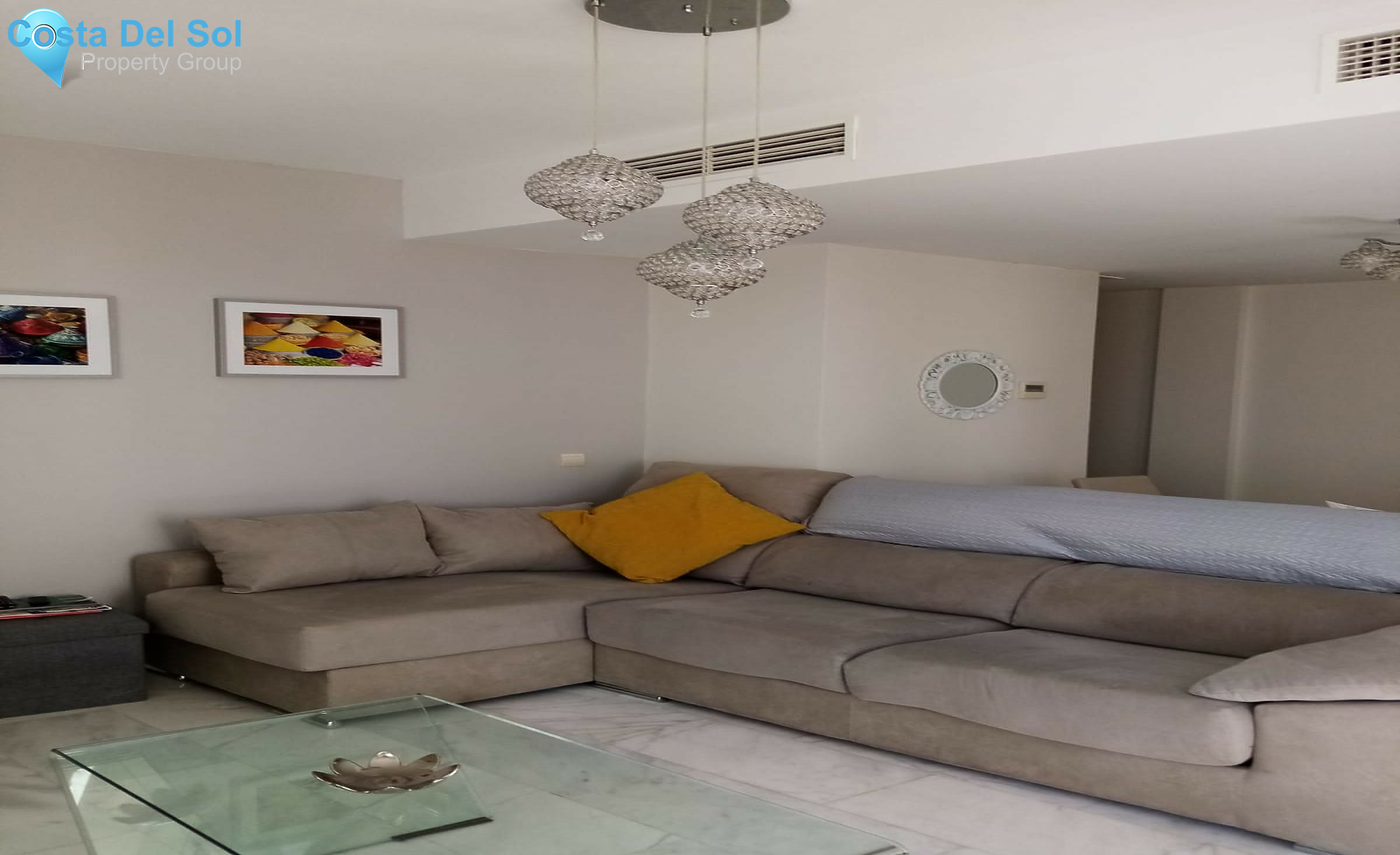 Middle Floor Apartment in Estepona-1507181