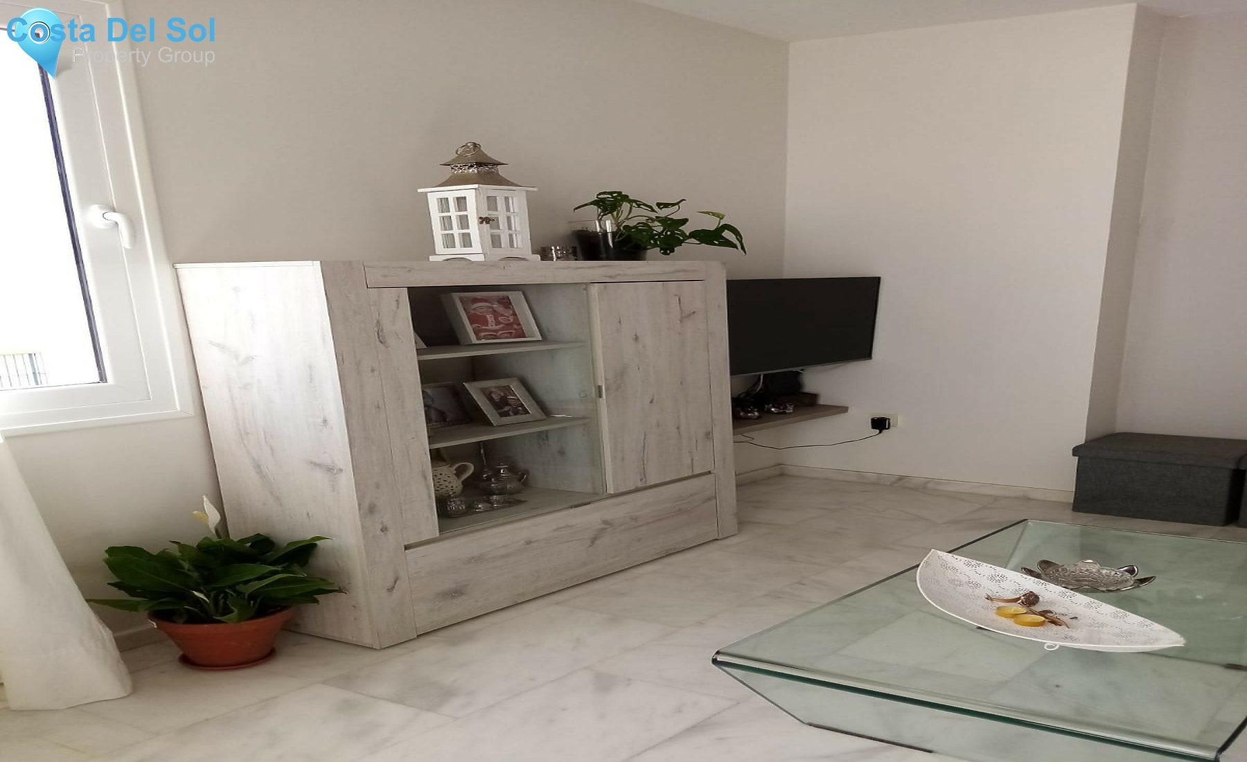 Middle Floor Apartment in Estepona-1507182