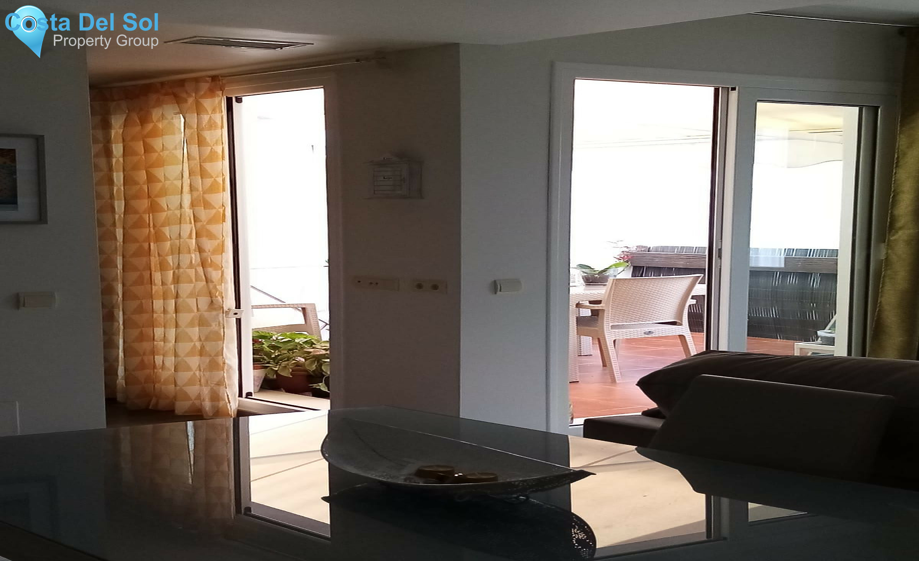 Middle Floor Apartment in Estepona-1507186