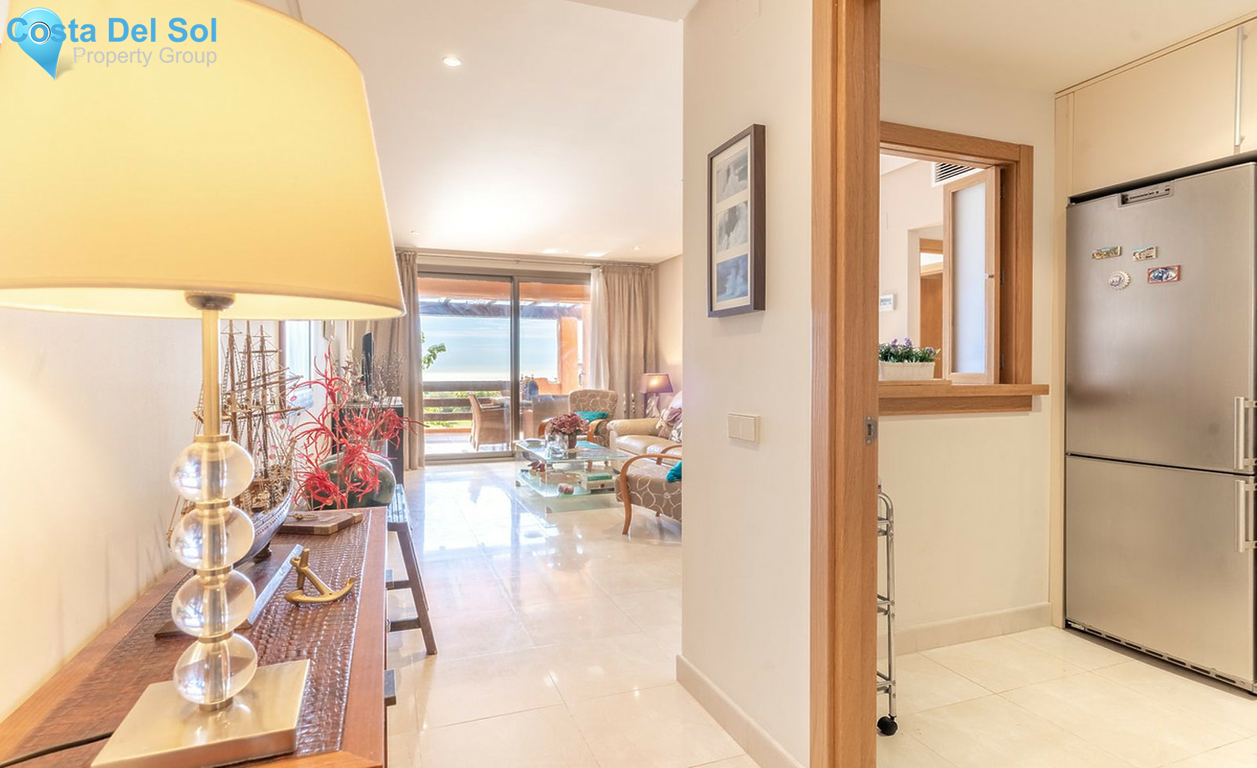 Middle Floor Apartment in Estepona-1523111