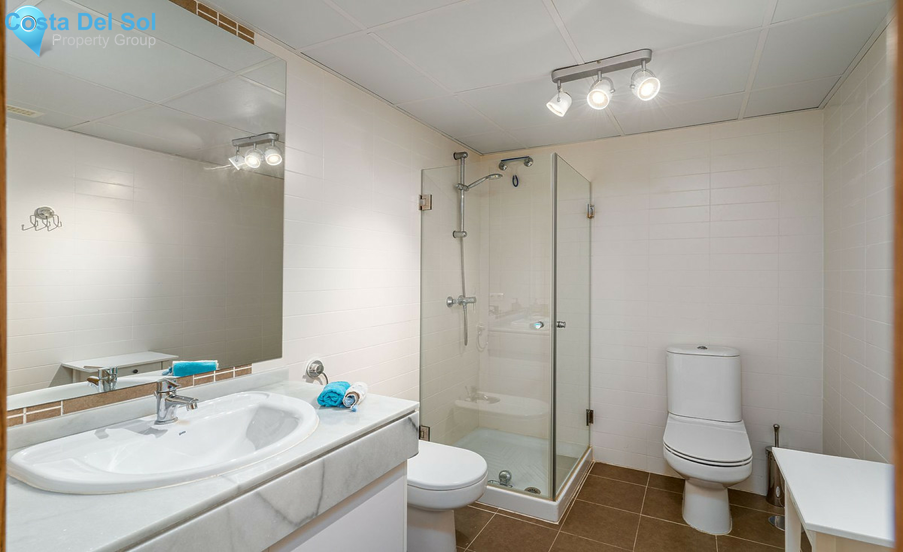 Middle Floor Apartment in Estepona-1523931