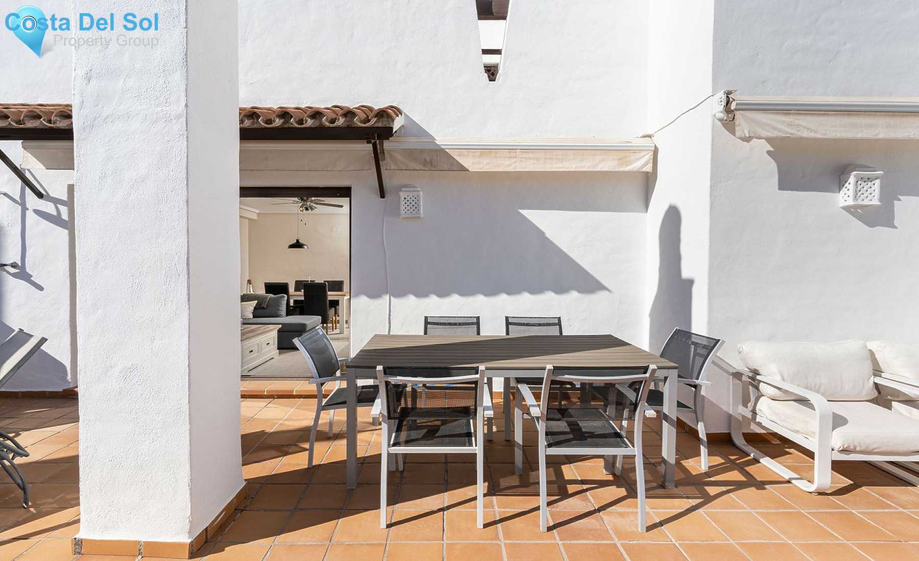 Middle Floor Apartment in Estepona-1523921