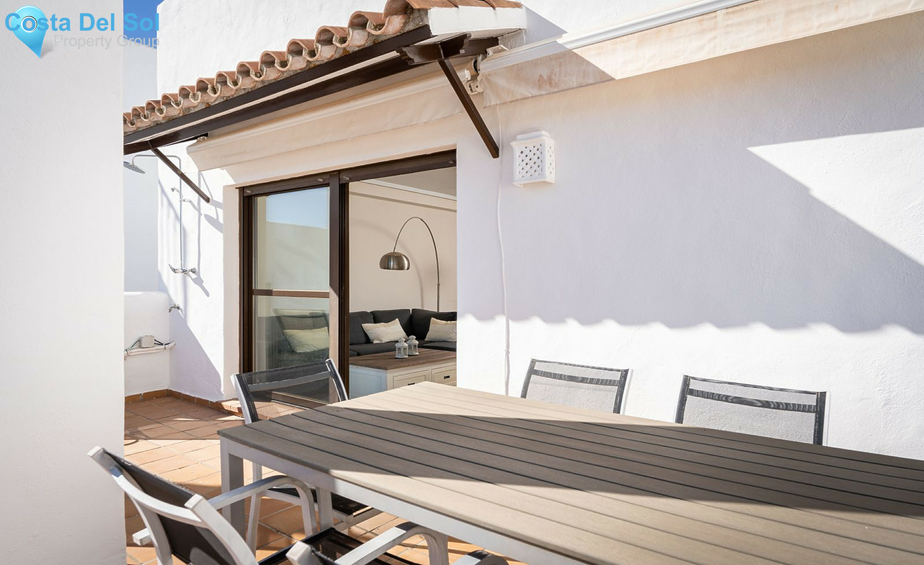 Middle Floor Apartment in Estepona-1523922
