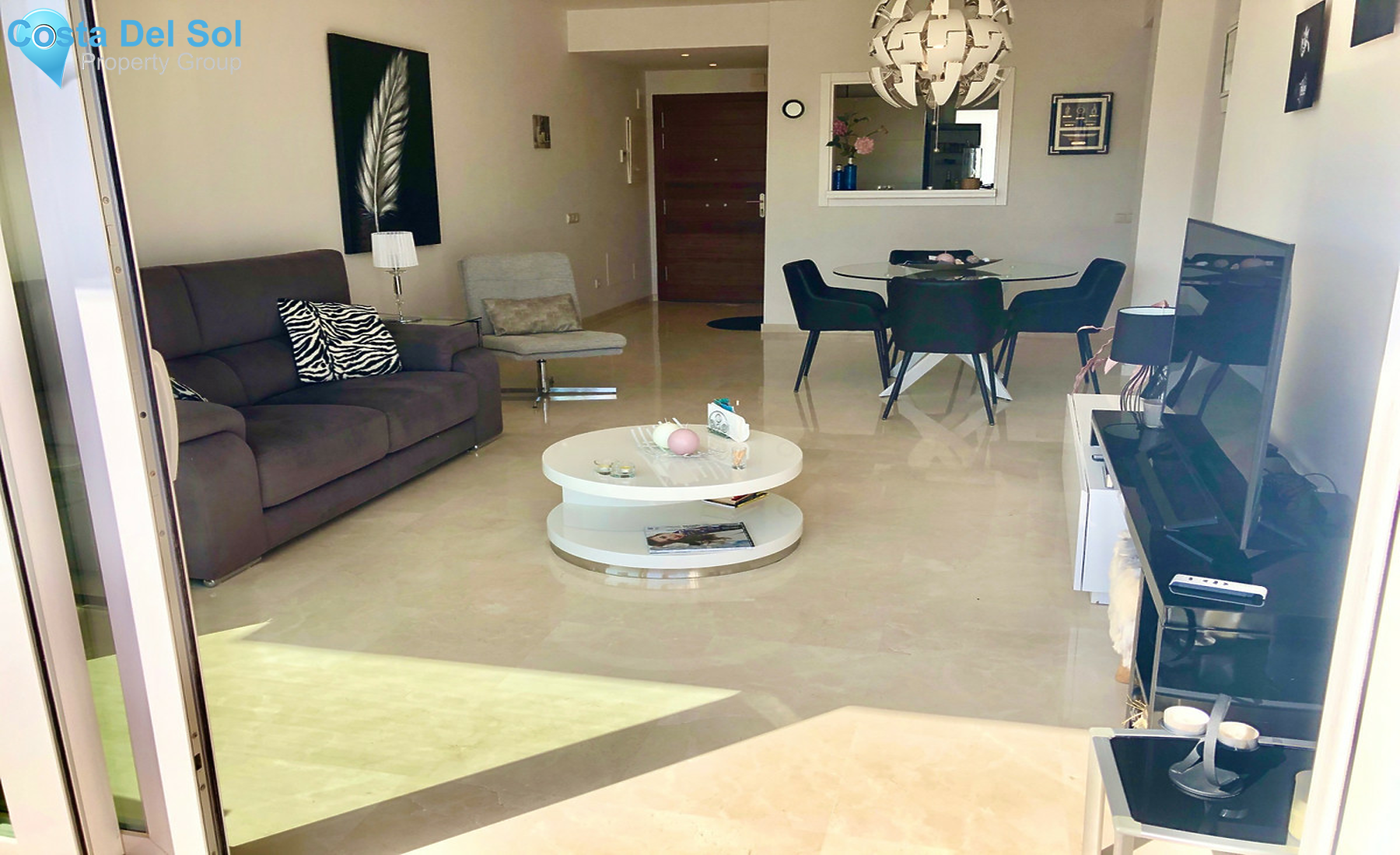 Middle Floor Apartment in Estepona-1553034