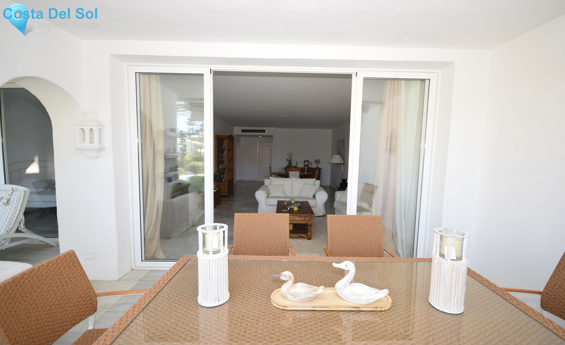 Middle Floor Apartment in Estepona-1556502