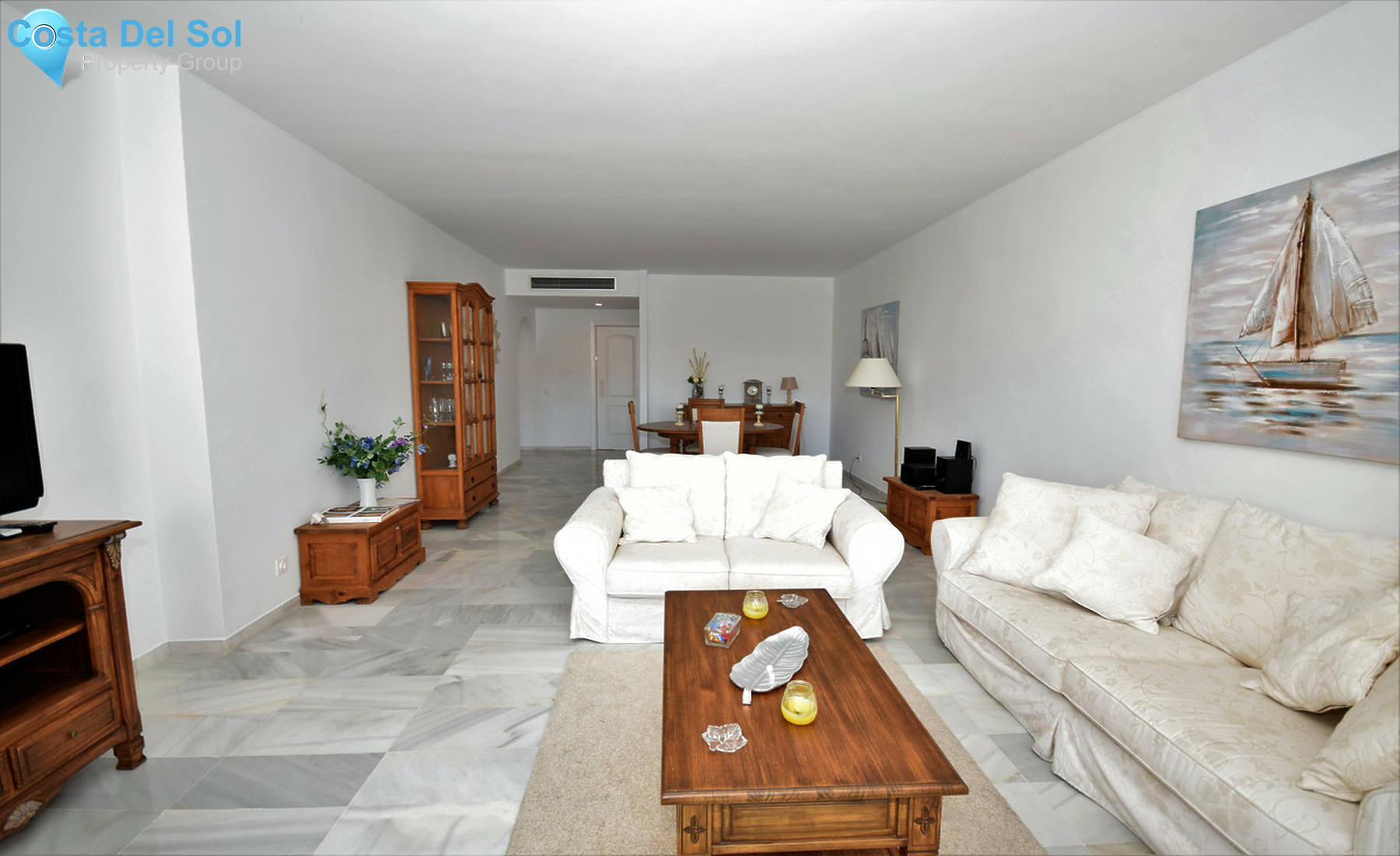 Middle Floor Apartment in Estepona-1556485