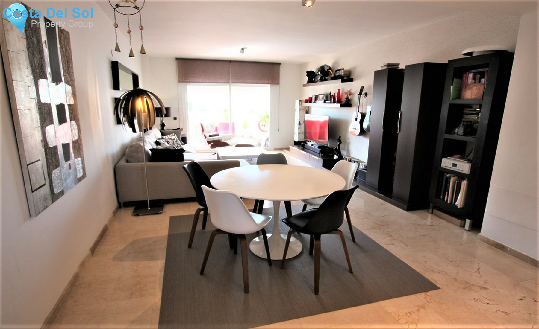 Middle Floor Apartment in Estepona-1557173