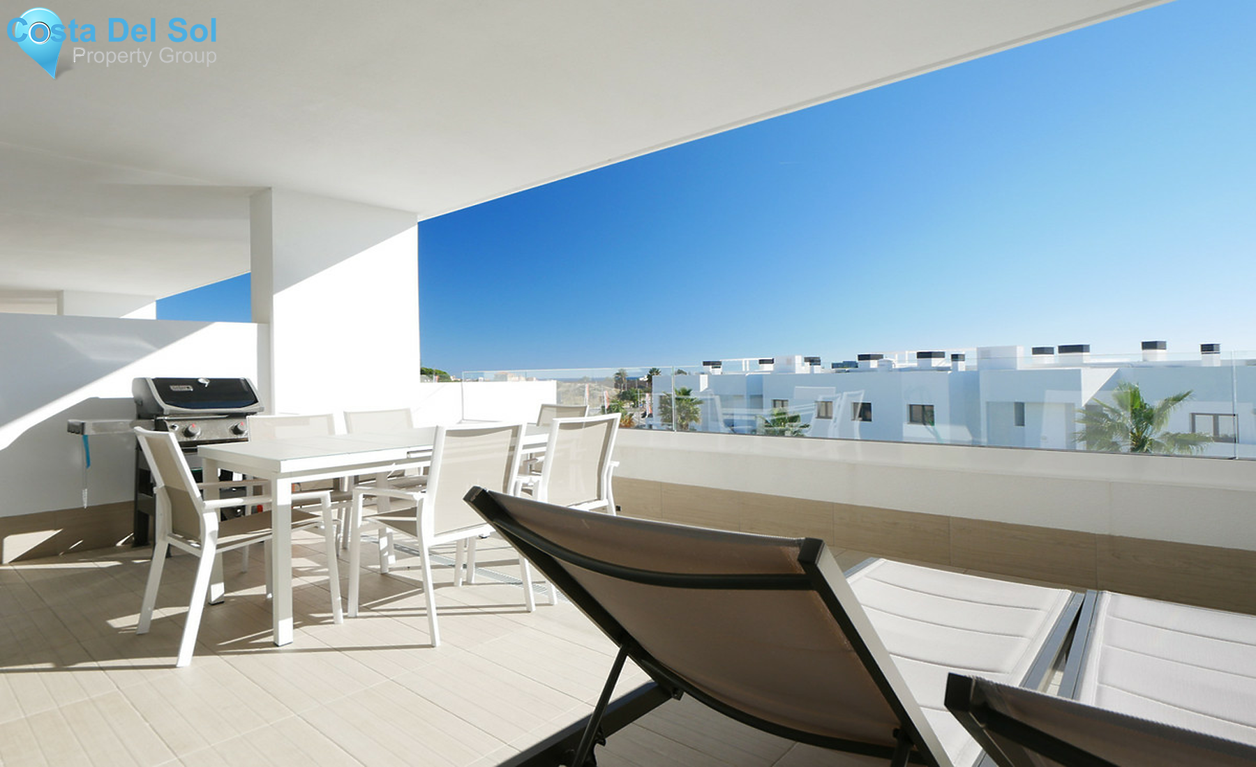 Middle Floor Apartment in Estepona-710905