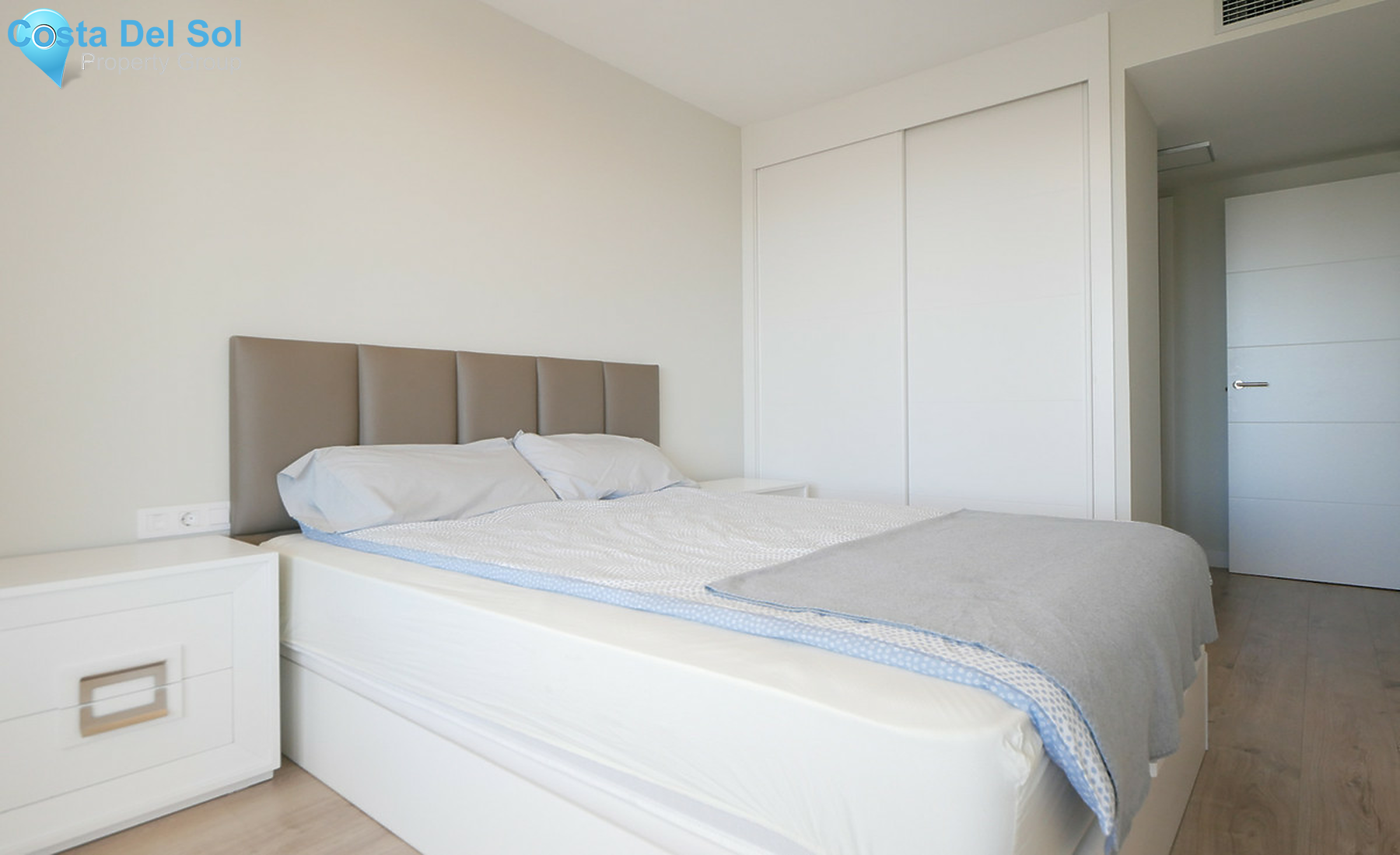 Middle Floor Apartment in Estepona-710896