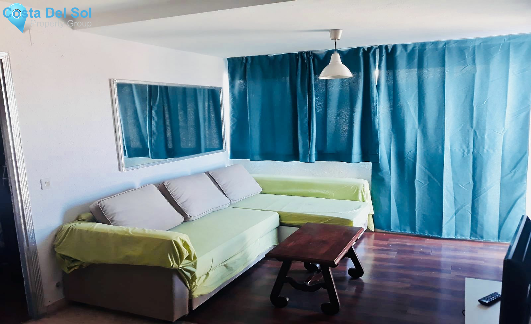 Middle Floor Apartment in Estepona-1137295