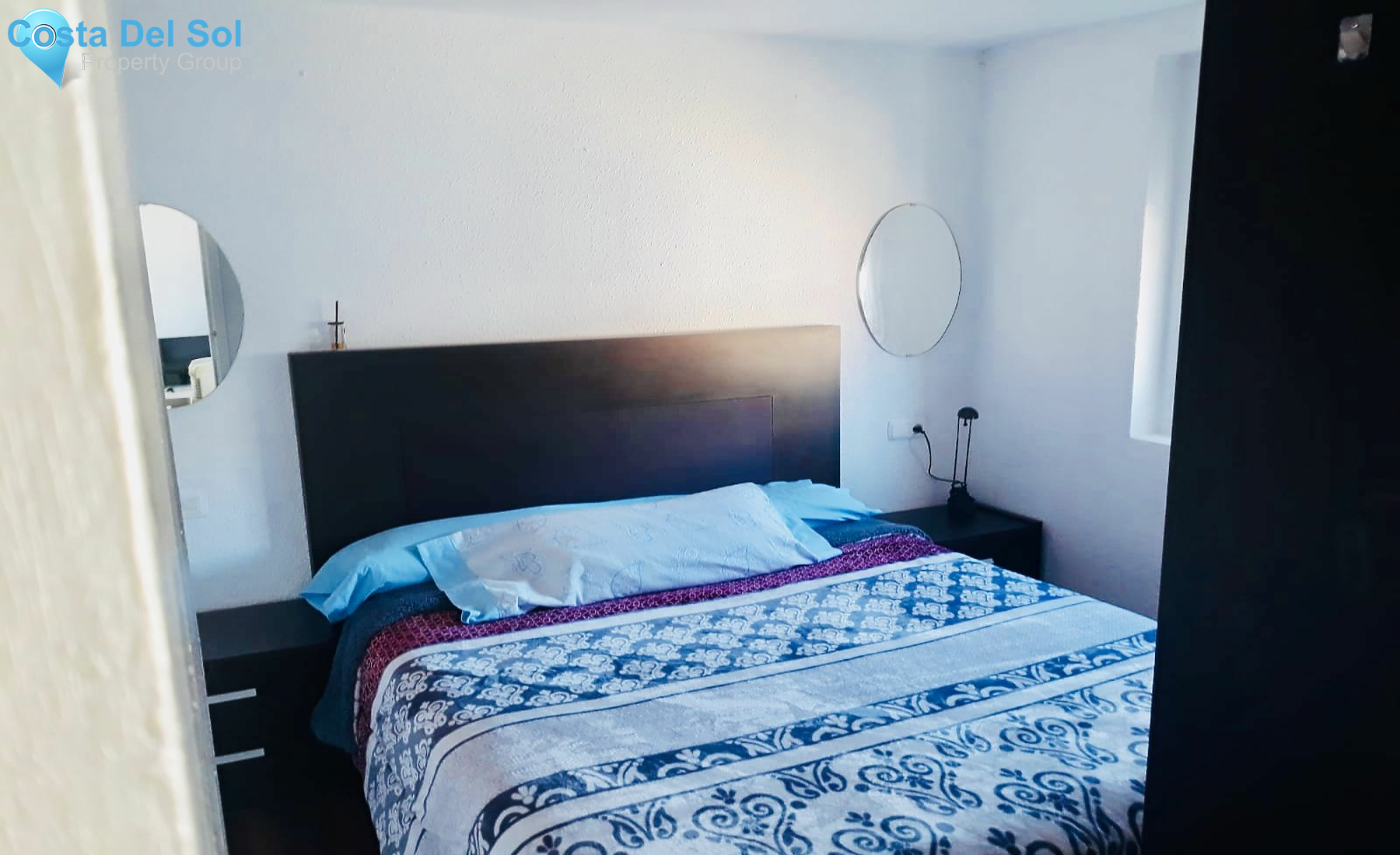 Middle Floor Apartment in Estepona-1137296
