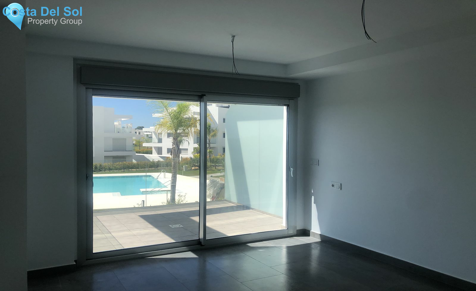 Middle Floor Apartment in Estepona-1152190