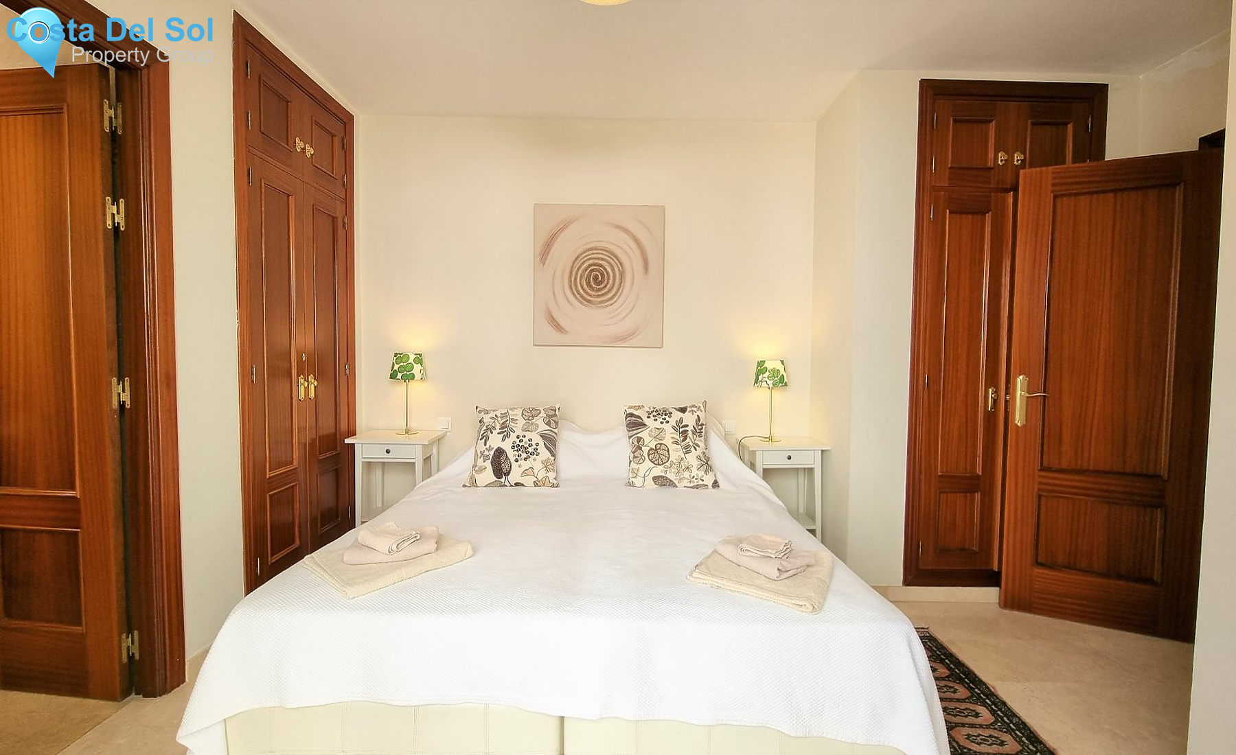 Middle Floor Apartment in Estepona-1155547