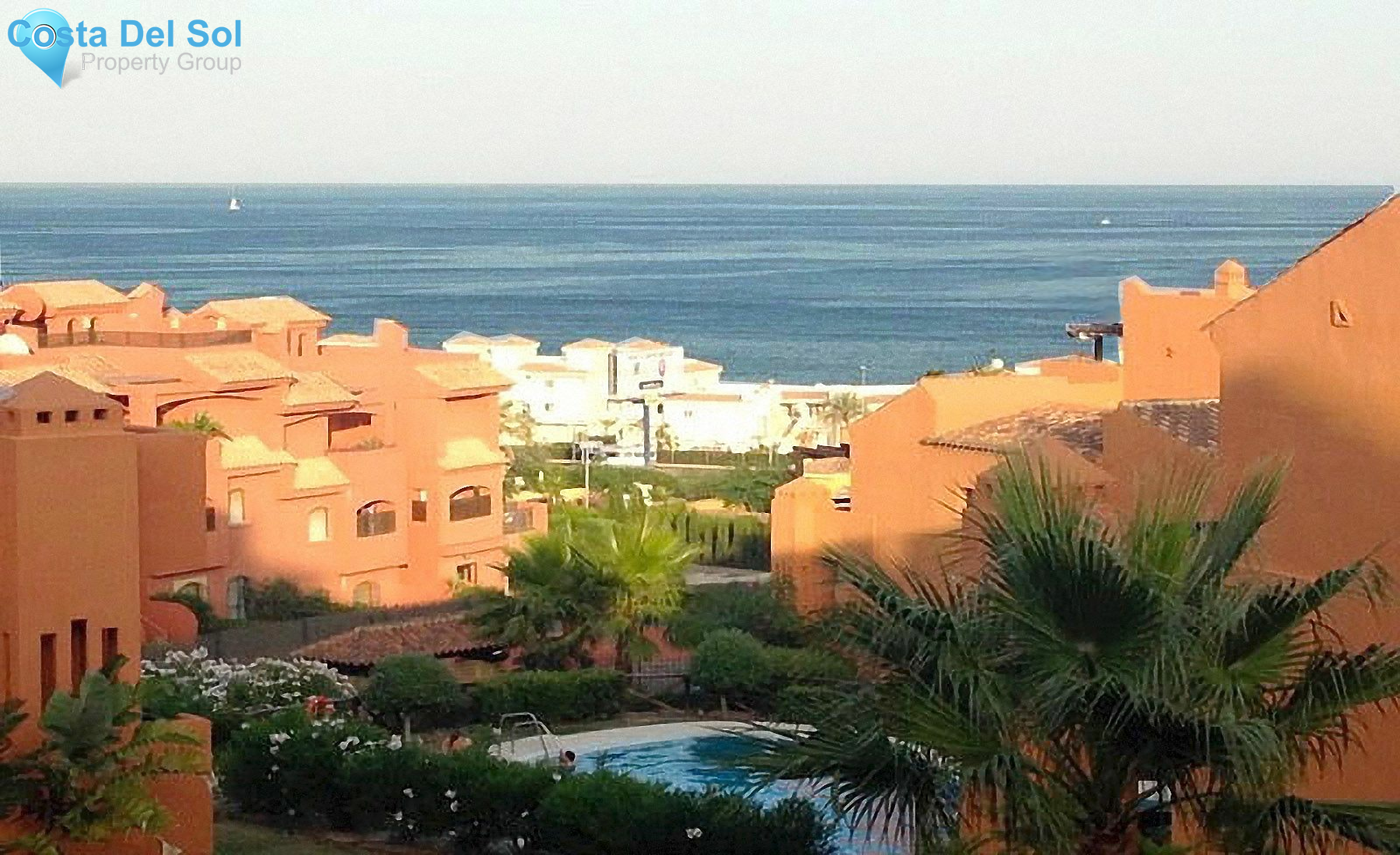 Middle Floor Apartment in Estepona