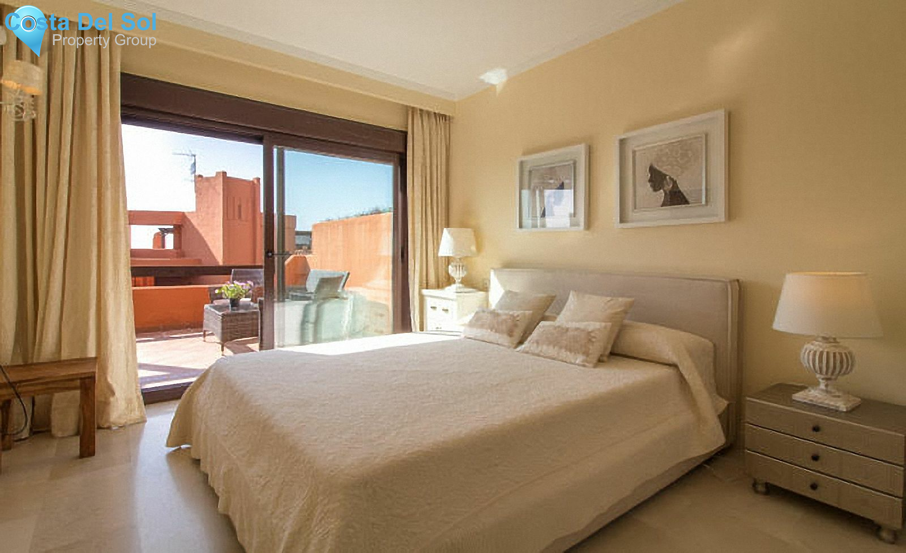 Middle Floor Apartment in Estepona-1159343