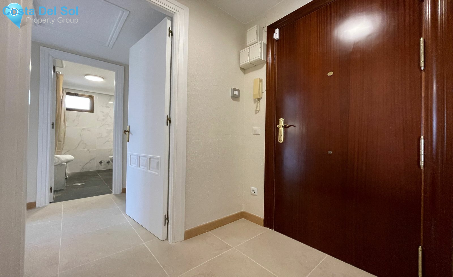 Middle Floor Apartment in Estepona-1159613