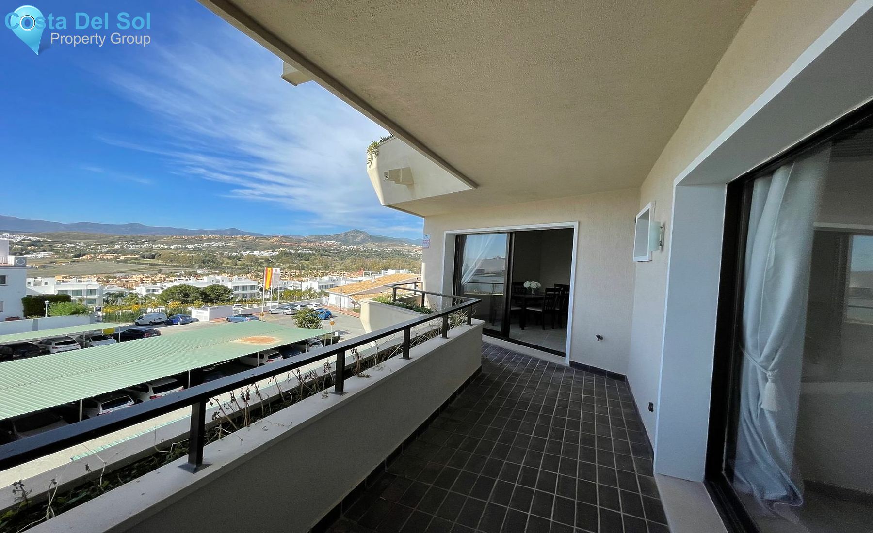 Middle Floor Apartment in Estepona-1159602