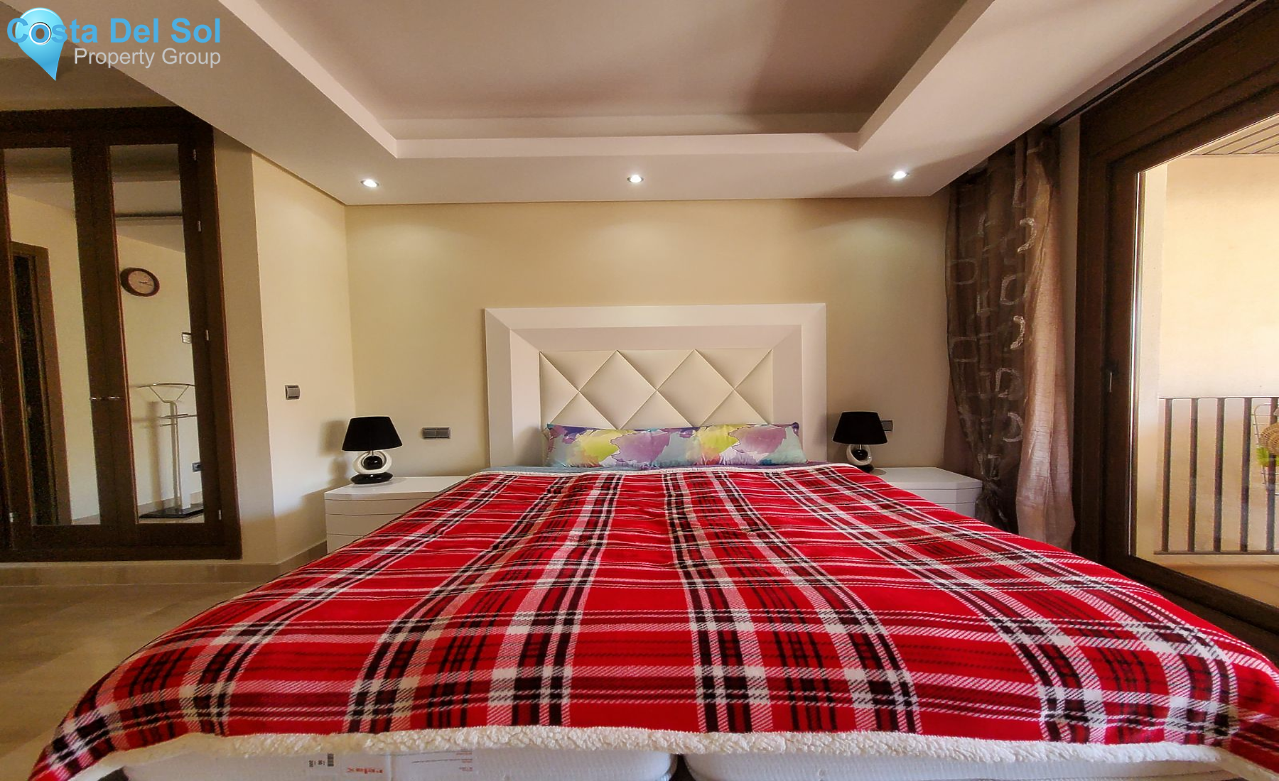 Middle Floor Apartment in Estepona-1160706