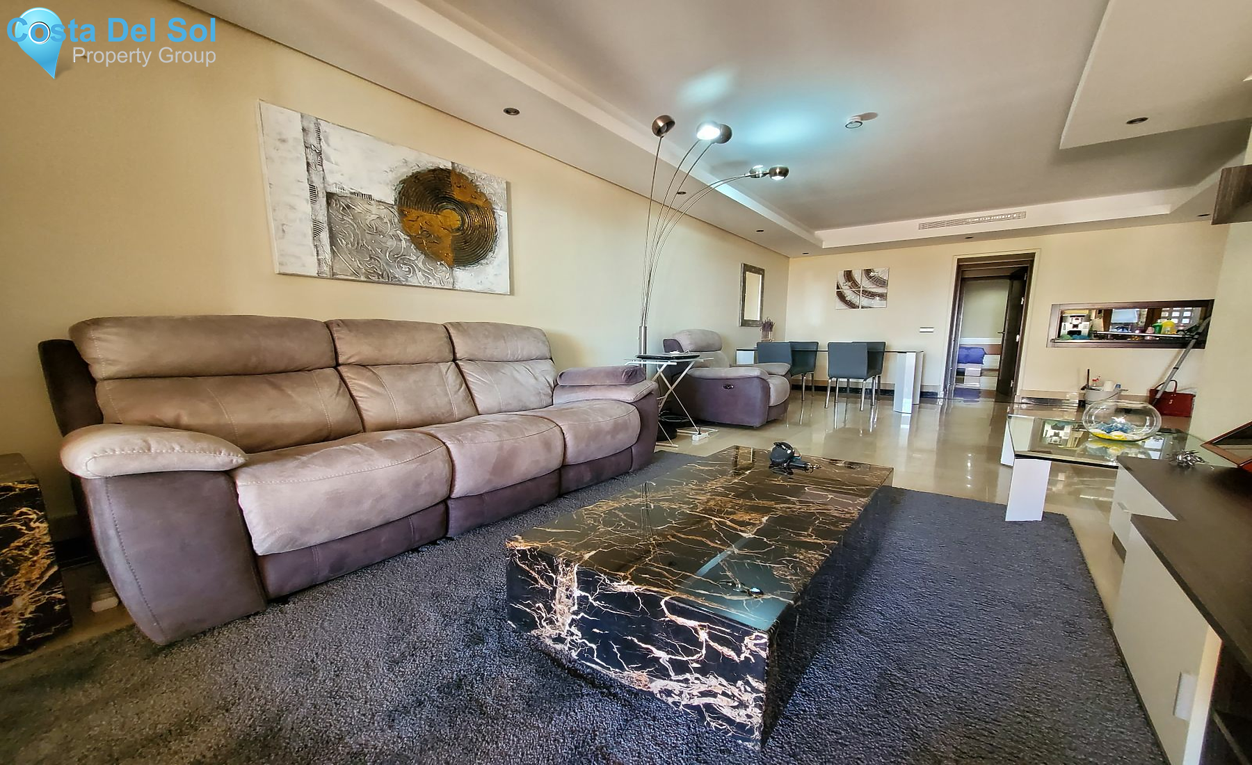 Middle Floor Apartment in Estepona-1160697