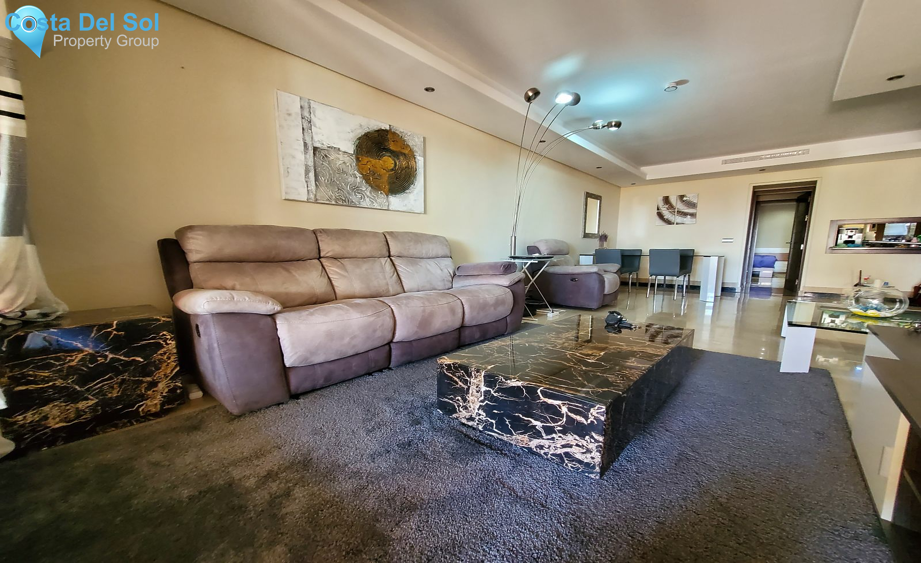 Middle Floor Apartment in Estepona-1160698