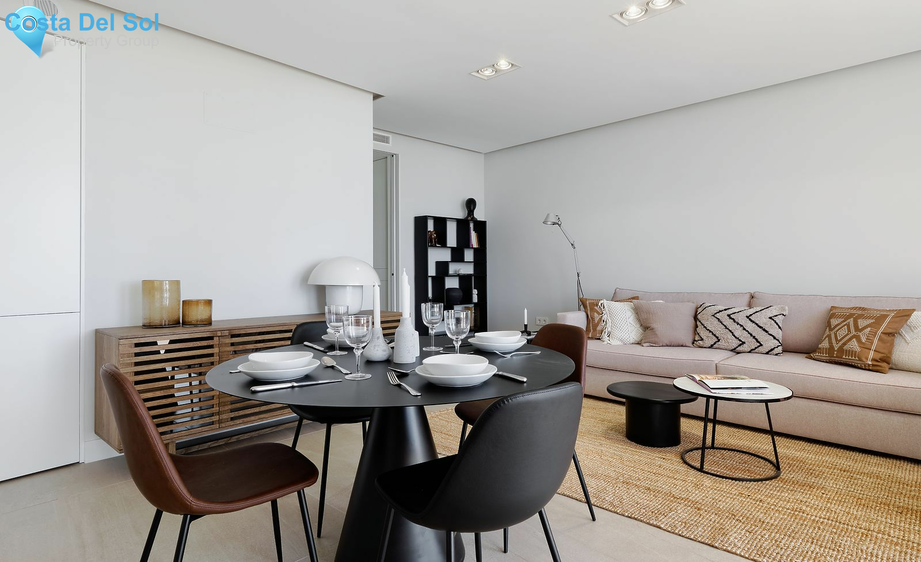 Middle Floor Apartment in Estepona-1162783