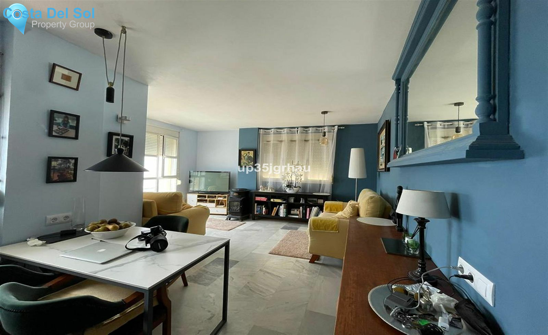Middle Floor Apartment in Estepona-1166203