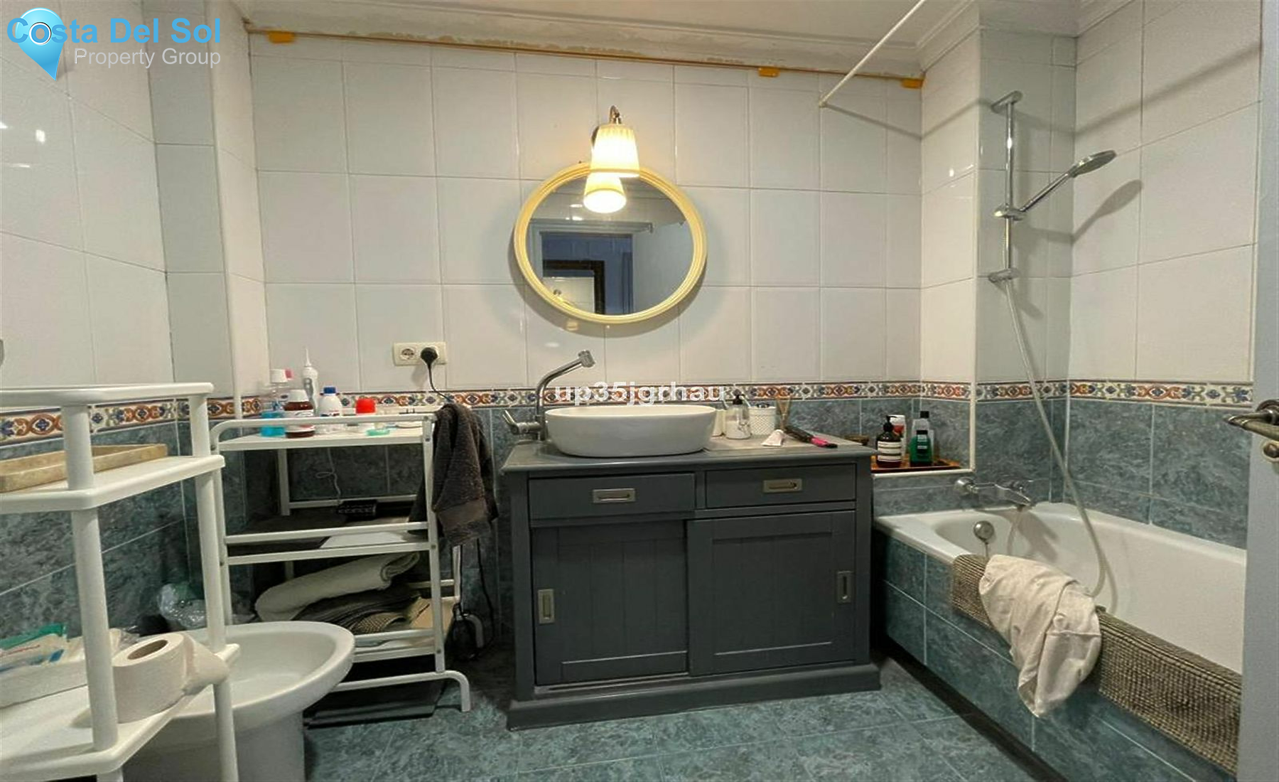 Middle Floor Apartment in Estepona-1166219
