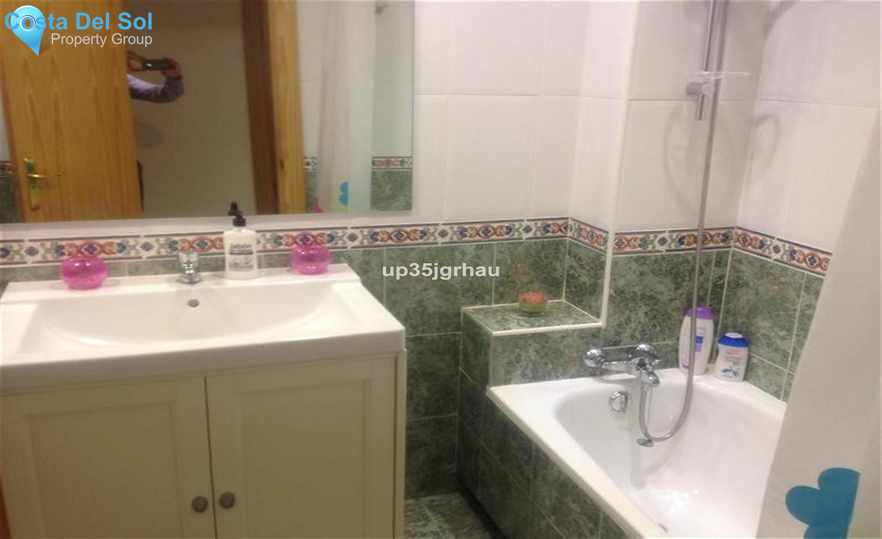 Middle Floor Apartment in Estepona-1166210