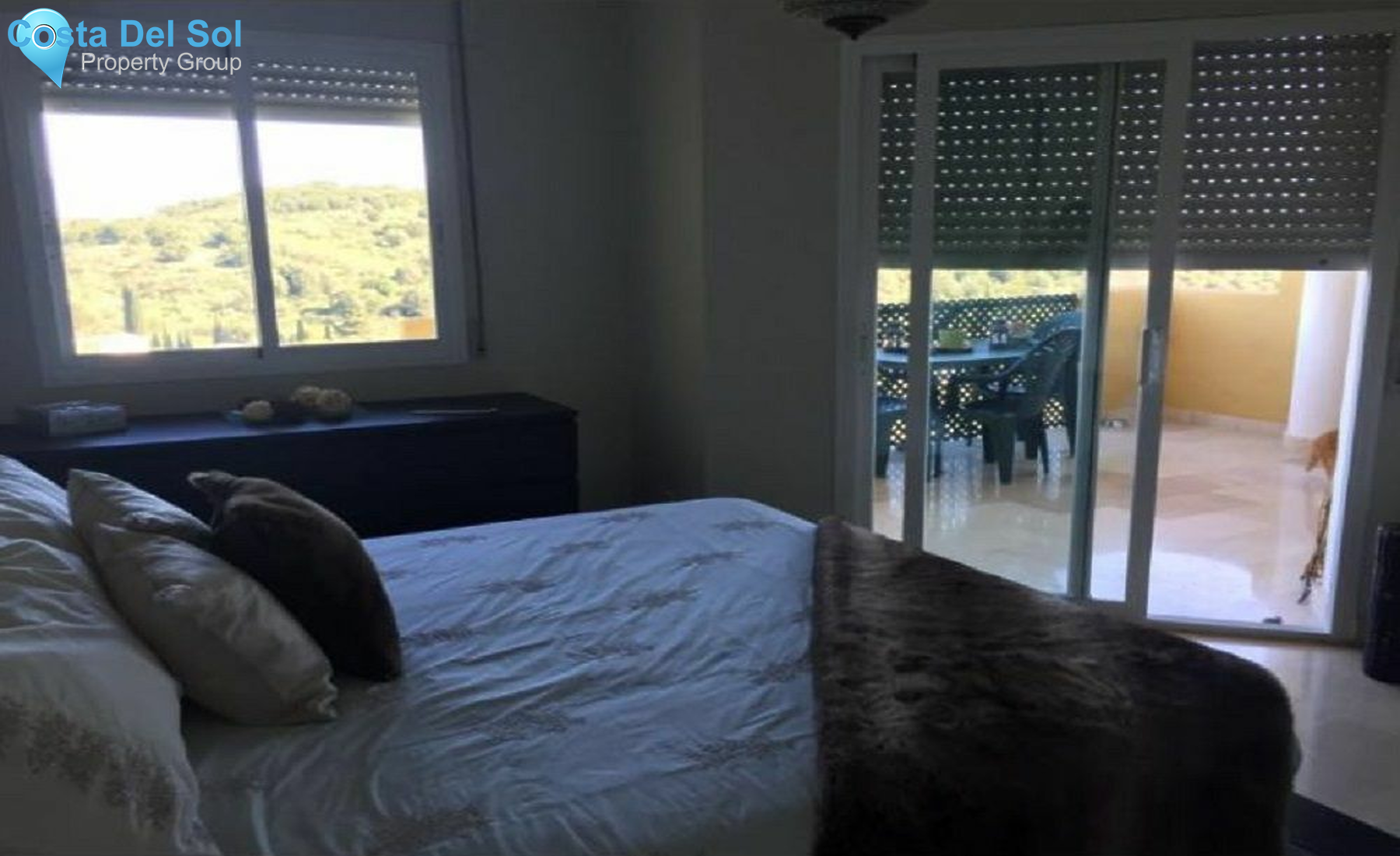 Middle Floor Apartment in Estepona-1175209
