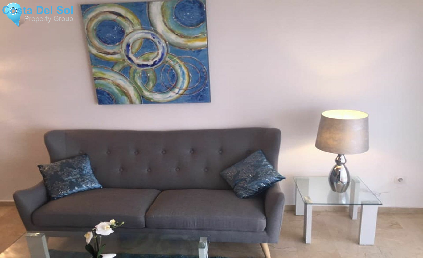 Middle Floor Apartment in Estepona-1185900