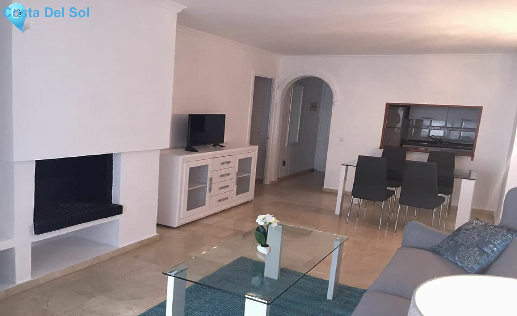 Middle Floor Apartment in Estepona-1185901