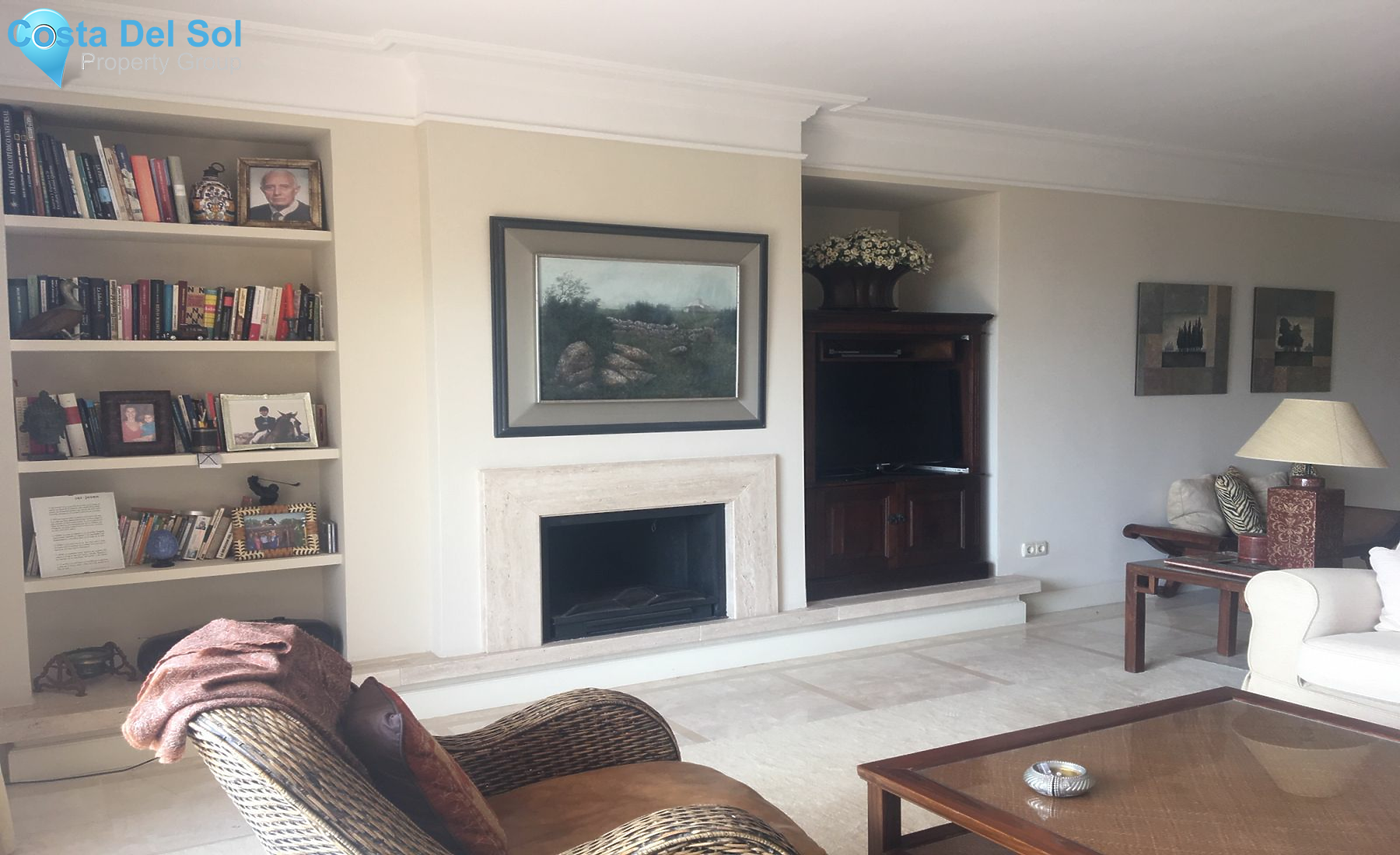 Middle Floor Apartment in Estepona-1197103