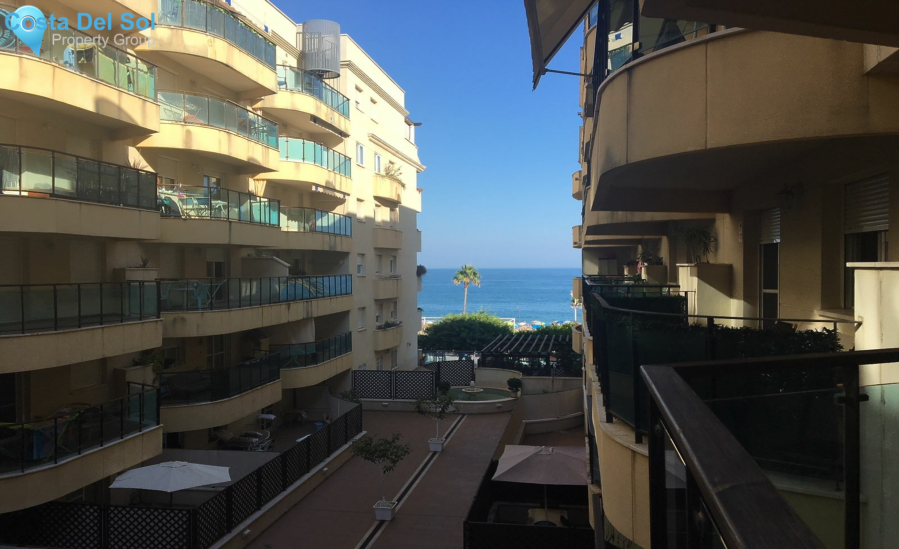 Middle Floor Apartment in Estepona