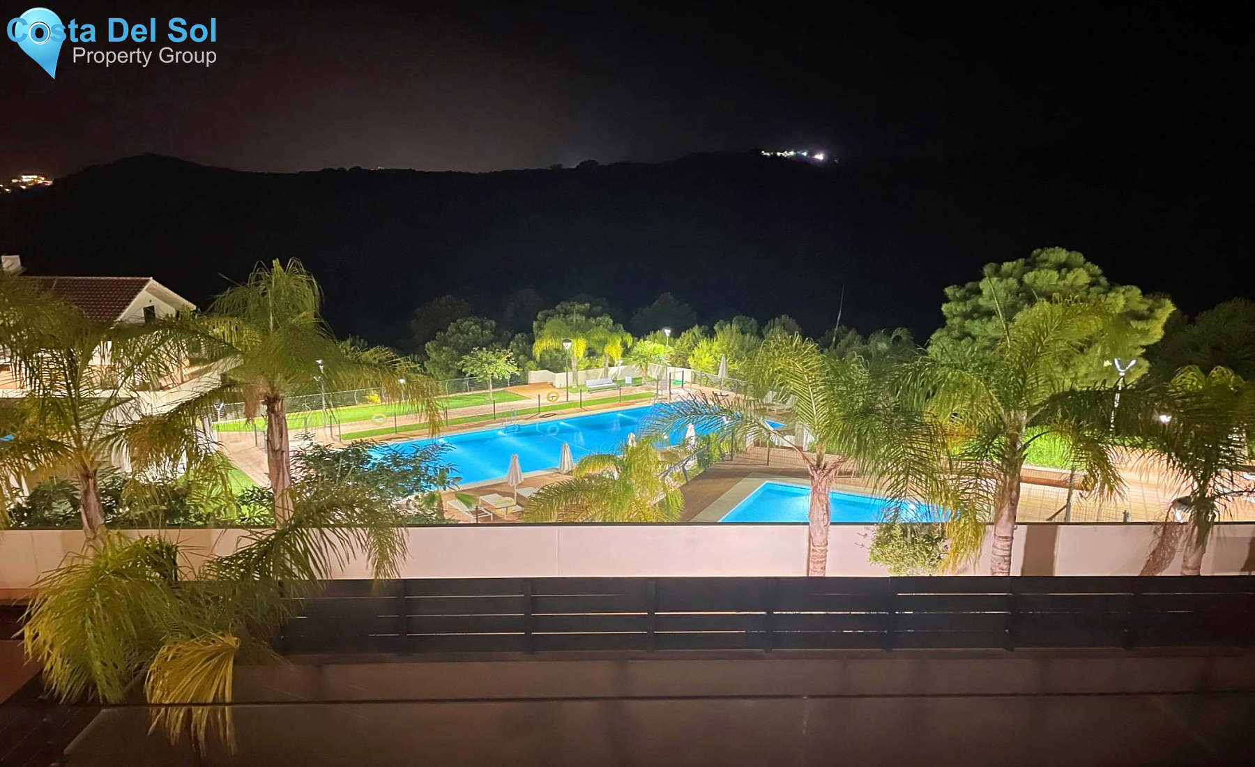 Middle Floor Apartment in Estepona