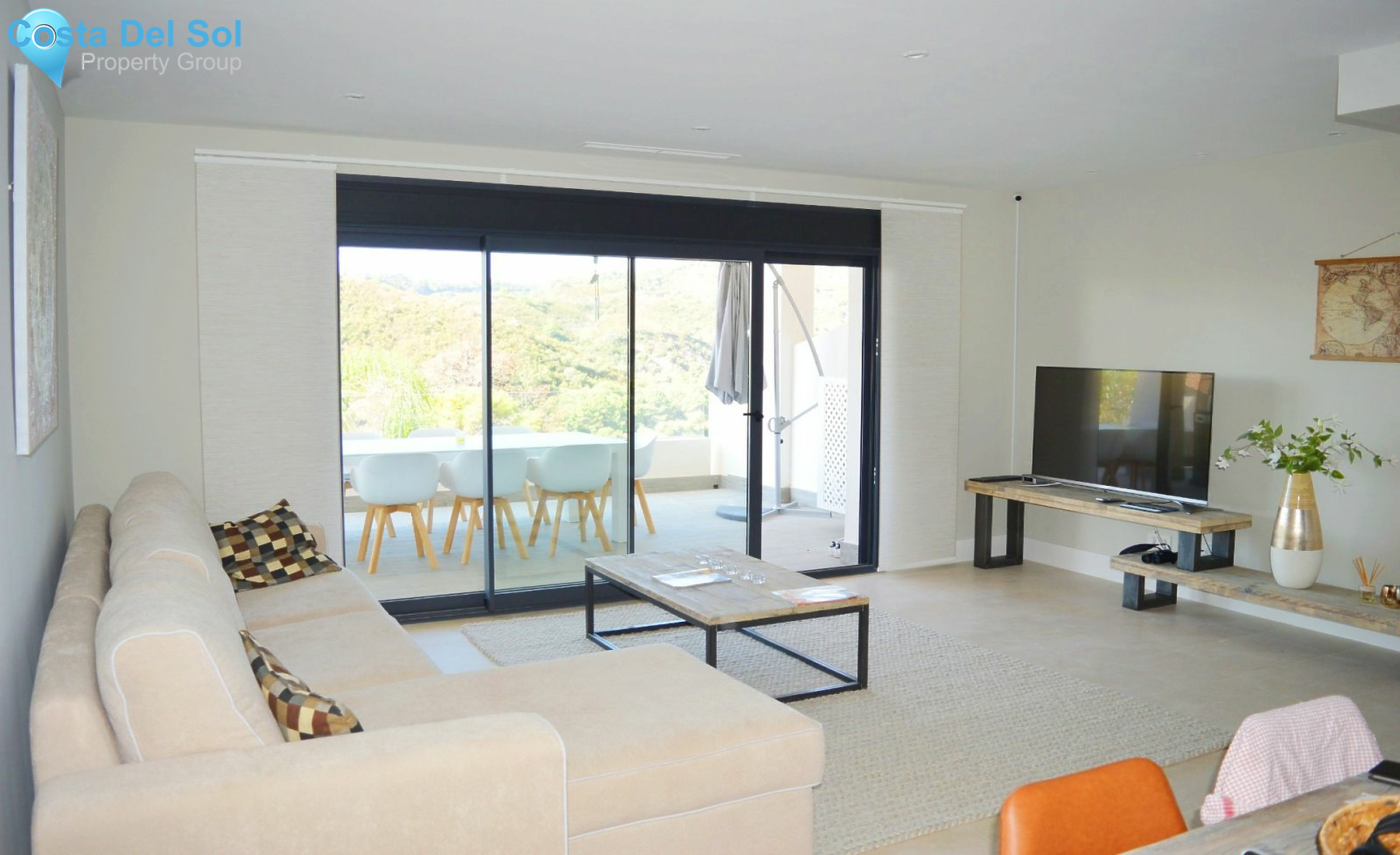 Middle Floor Apartment in Estepona-1198749