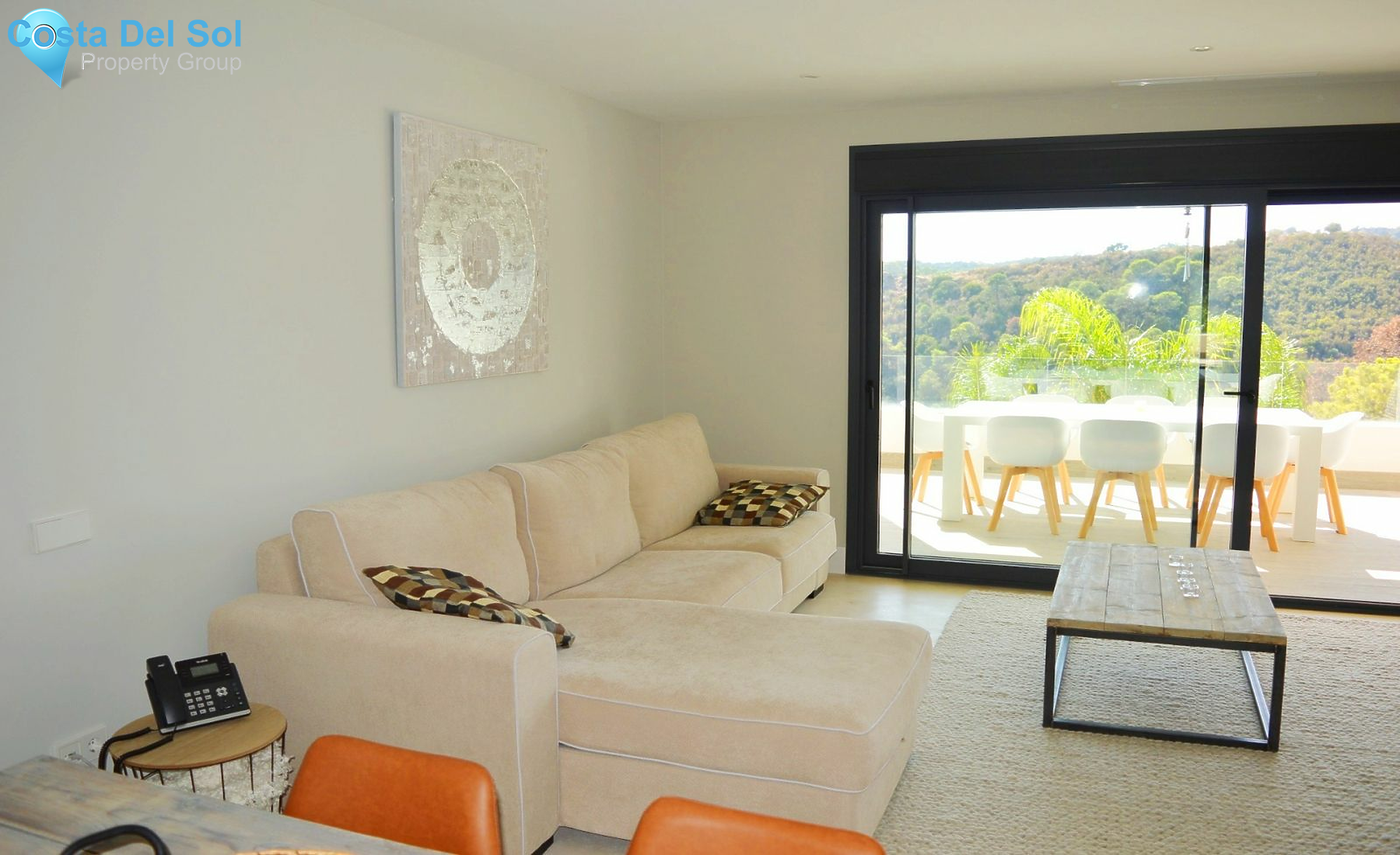 Middle Floor Apartment in Estepona-1198752